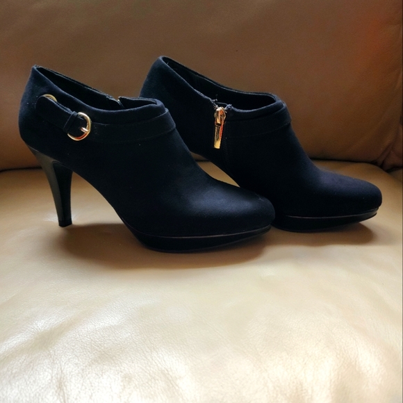 Bandolino Shoe Bootie Women's Size 7 - Picture 2 of 7